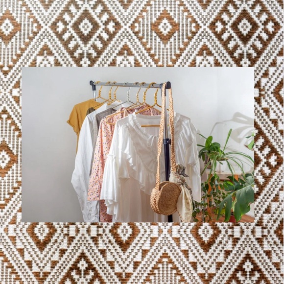 Meet your Posher, Michelle 🥰 - Picture 3 of 3